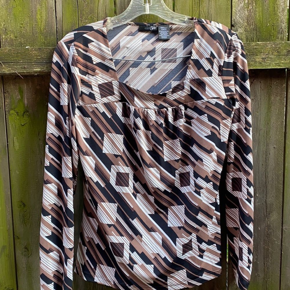 East 5th top sz. S
